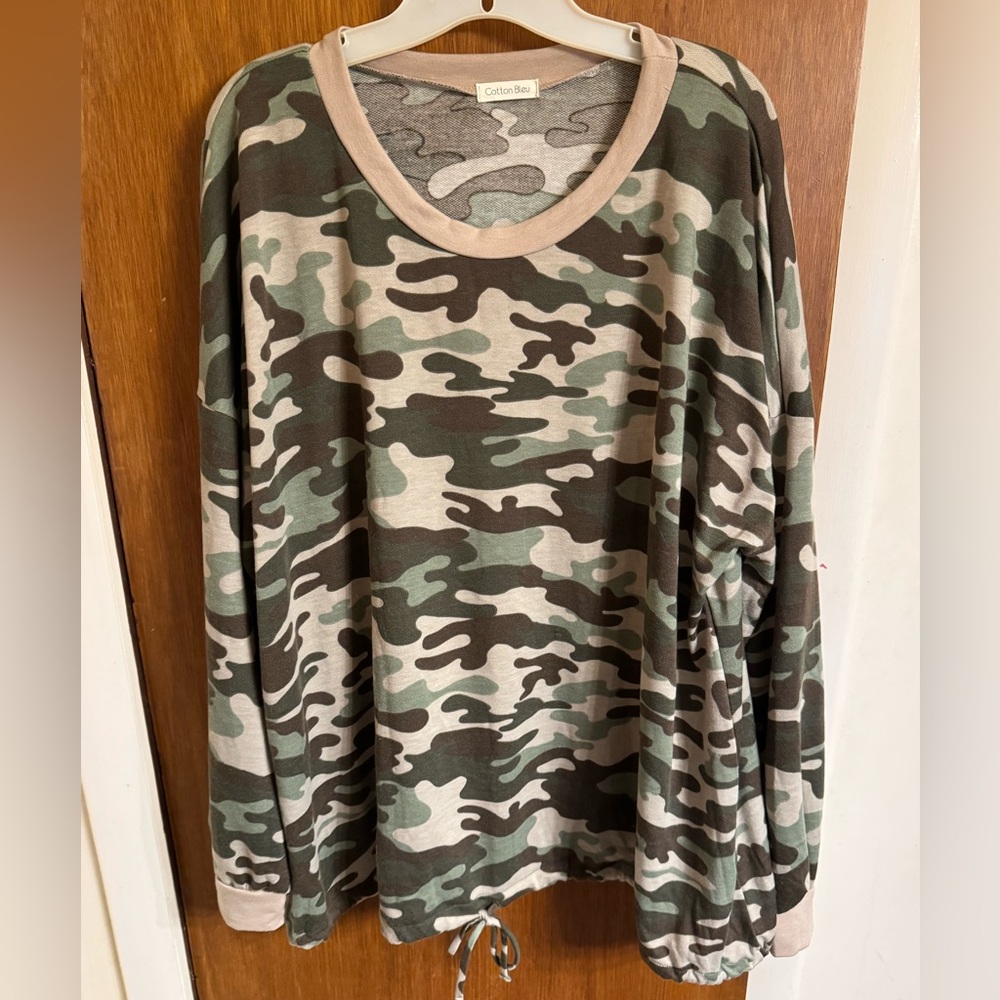 Excellent used condition, size 2X camouflage long sleeve tee by from Cotton Bleu